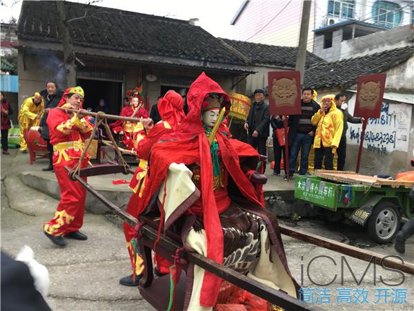 驱蝗神：中国民间社会的蝗灾预警